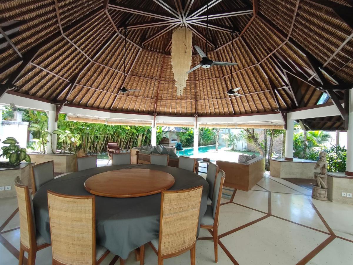 Taman Wana Seminyak Luxury Villas Extérieur photo